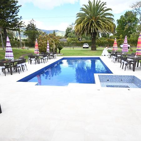 Hotel Quinta La Constanza Tababela Exterior foto