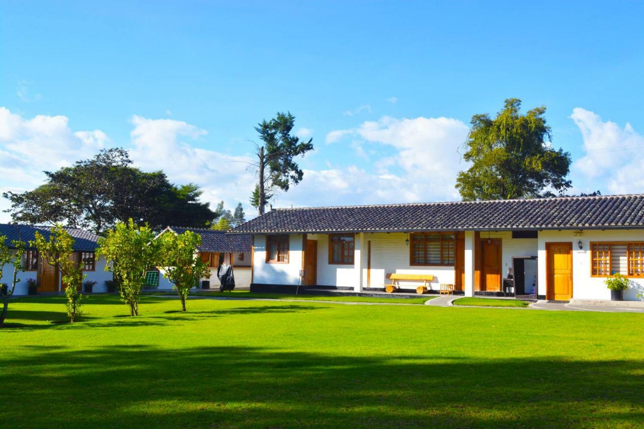 Hotel Quinta La Constanza Tababela Exterior foto